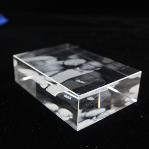 Cube en cristal K9 gravé au laser 3D <span class=keywords><strong>personnalisé</strong></span> cadre <span class=keywords><strong>photo</strong></span> en <span class=keywords><strong>verre</strong></span> poli <span class=keywords><strong>avec</strong></span> sublimation pour les mariages et les cadeaux à usage décoratif - Product Image 6