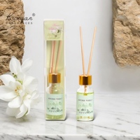 Diffuseur de parfum pour voiture en verre avec bâtonnets, 10 ml, nouveau design, huile aromatique parfumée, diffuseur d'arômes, bougie, l'air est frais et désodorisé