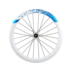 中国高炭素<span class=keywords><strong>700C</strong></span>ホイールセットロードバイクフルカーボンファイバーリムディスクブレーキチューブレス軽量45-60mmリム深さ - Product Image 1