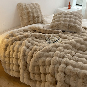 Luxury Faux Rabbit Fur Blanket 100% Polyester Soft Warm <strong>Throw</strong> for Home Sofa Bed Decor Cover - Product Image 6