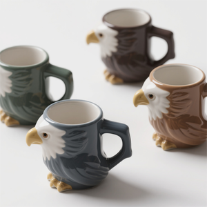 Tazza in ceramica per uccelli <span class=keywords><strong>poiana</strong></span> 12OZ-Design rapace, piume dipinte a mano, cassaforte per microonde - Product Image 1