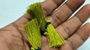 Accessoires de fabrication de bijoux de haute qualité, mini rideaux décoratifs et ornements textiles en rayonne 100% lisse avec des glands faits sur mesure - Product Image 2