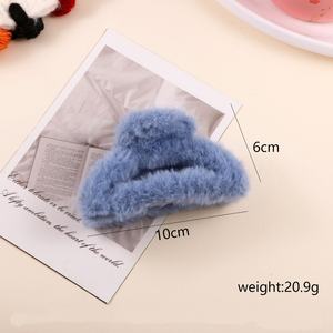 Pinza de Pelo de Felpa Coreana de Color Sólido para Mujer, Pinza de Plástico Semicircular con Forma de Estrella de 10CM, Regreso a Clases - Product Image 6