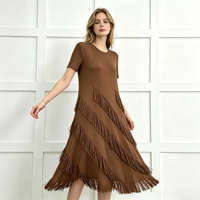 Robe longue plissée à col rond et manches courtes pour femme, taille unique, style décontracté, mode estivale, avec pompons, par un créateur