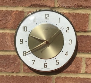 Vintage <b>Kitchen</b> Wall Clock High Quality Home Decor Hanging Metal Brass Aluminum Iron Quartz Type - Product Image 3