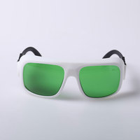 Lunettes laser de sécurité haute performance 630 - 660nm OD 2 + et 800 - 1100nm OD 5 + Diodes de lunettes de sécurité pour épilation au laser