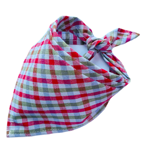 وشاح للكلاب قابل للتخصيص على الطراز الأوروبي والأمريكي متعدد الوظائف مع طباعة شعار مخصص للأنشطة الخارجية من مصنع OEM ODM - Product Image 6