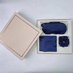 Juego de banda <span class=keywords><strong>para</strong></span> el cabello y bolsa de almacenamiento <span class=keywords><strong>para</strong></span> el intestino grueso, gafas de seda de imitación de cuatro piezas, caja de regalo cuadrada perfecta <span class=keywords><strong>para</strong></span> uso doméstico - Product Image 6