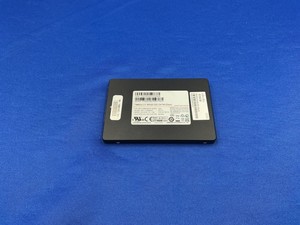 MZ-7LM960N <span class=keywords><strong>PM863a</strong></span> Série 960 Go 6 Gbps 2.5 SSD UCS-SD960G61X-EV - Product Image 1