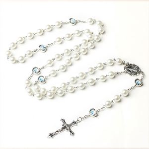 Collar de Rosario Católico con Cruz, Perlas de Vidrio de 8mm, 5 Segmentos, Cruz de Jesús Rosa y Blanca, Regalo - Product Image 3