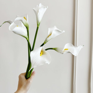 Flor Artificial de Lirio Calla de Tallo Único Xinyuan, Flor de EVA para Decoración de Bodas y Hogar - Product Image 1