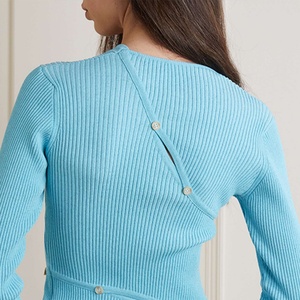 เสื้อท็อปถักลายริบ OEM ปี 2026 สีสันสดใส ตัดเย็บแบบอสมมาตร ทรงเข้ารูปลำตัว สไตล์ลำลอง เหมาะสำหรับฤดูใบไม้ผลิ - Product Image 5