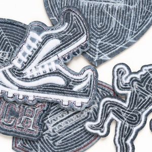 Offre Spéciale : Écussons Brodés à Paillettes Personnalisés de Football Américain, Badges Thermocollants pour Vêtements, Chapeaux, Sacs, Sports d'Équipe - Vente en Gros - Product Image 3