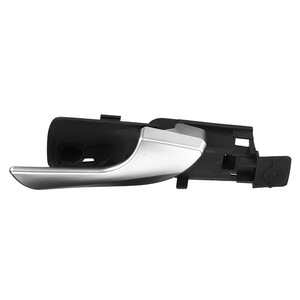 Manija Interior de Puerta de Coche Alfa Romeo Izquierda 156092167 Derecha 156092165 Pieza de Repuesto de Plástico - Product Image 4