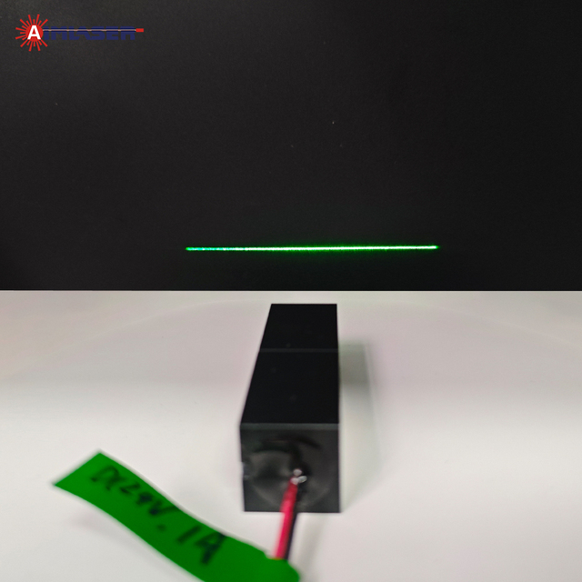 520nm Blue/Green/Red Line Thickness High Uniformity Powell Lens Uniform Line Laser Module for Machine Vision Light Source