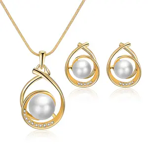 Collares clásicos Conjunto de joyería nupcial Vestidos de novia Regalo Joyería de perlas Al por mayor N240426