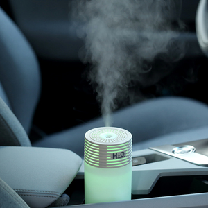 Accessoires de voiture de vente chaude diffuseur d'huile essentielle Usb Portable lumière LED <span class=keywords><strong>Mini</strong></span> purificateur d'humidificateur d'air - Product Image 4