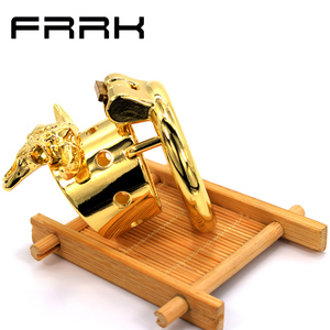 2021 Golden Cow รุ่นของเ<span class=keywords><strong>ล</strong></span>่น Dildo สแตนเลสสตี<span class=keywords><strong>ล</strong></span>ชายอุปกรณ์ Chastity Cock Cage Bondage Lock อวัยวะเพศชาย Sm Dildo สำหรับ Man - Product Image 2