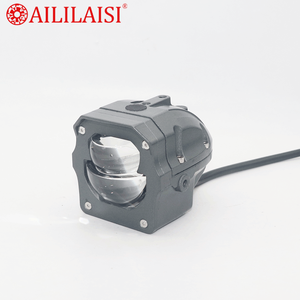 2025 <span class=keywords><strong>nouveau</strong></span> stroboscope LED feux de conduite avec interrupteur contrôle Flash projecteurs 6000K Bi Led projecteur lentille lumières pour motos voitures - Product Image 3