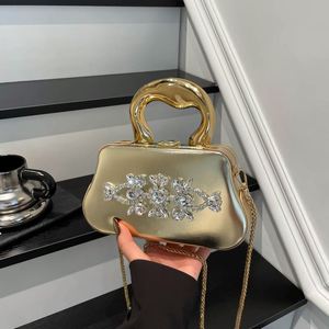 Fashionable High-quality PU Material Handbag. Decorated with Geometric Patterns. Use a Chain <b>Shoulder</b> <b>Strap</b>.6221 - Product Image 4
