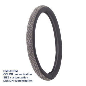 Housse de volant élégante à motif écailles de poisson, entièrement ornée de strass en cristal, adaptable à tous les véhicules - Product Image 3