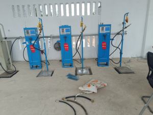 थोक स्वचालित इलेक्ट्रॉनिक ईंधन डिस्पेंसर कैरोसेल सिलेंडर ट्यूब लिमिटेड गैस भरने स्केल सेवा उपकरण - Product Image 5