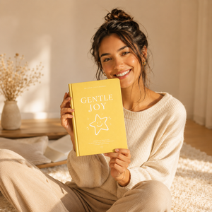 Diario Personalizado LABON Gentle Joy Inner Child, Diario Guiado de Mindfulness, Amor Propio, Bienestar, Tapa Dura Amarilla, Cuaderno de Creatividad - Product Image 3