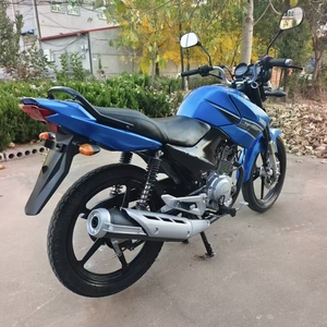 Yamaha YBR K : Motos et motocyclettes d'occasion à essence, faible vibration, conduite confortable - Product Image 5