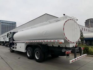 รถบรรทุกน้ำมันอเนกประสงค์สำหรับขาย ขนาด 25000L-33000L ยี่ห้อ Sinotruk HOWO รถบรรทุกเติมน้ำมันเครื่องบิน รถบรรทุกอุตสาหกรรมพิเศษ - Product Image 3