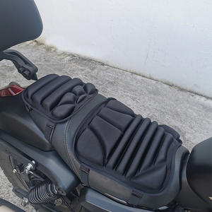 Cojín de Asiento 3D de Doble Cara para Motocicleta y Coche Eléctrico de Cuero Transpirable con Absorción de Impactos para Uso Universal en las Cuatro Estaciones - Product Image 2
