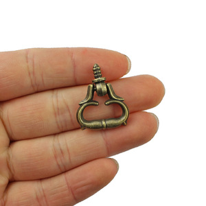 Antique Heart Shape Zinc Alloy Drawer <b>Handle</b> With Threaded Screw Traditional Furniture Hardware Decorative <b>Pull</b> For Cabinet <b>Door</b> - Product Image 3