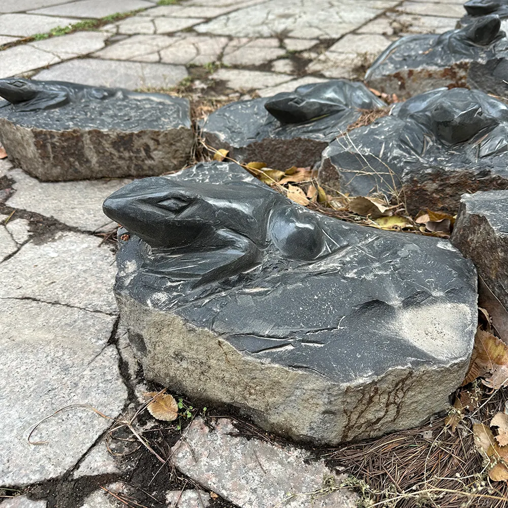Patung batu Basalt, patung katak ukiran tangan taman hewan