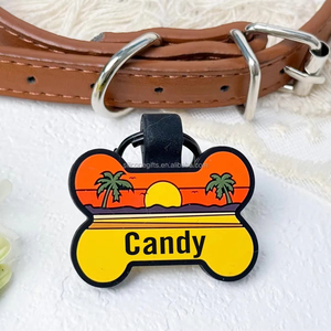 Vente en gros de médailles d'identification pour animaux de compagnie en silicone, étanches, anti-perte, avec logo personnalisé gravé, pour chiens, design tendance, avec <span class=keywords><strong>code</strong></span> QR inclus - Product Image 1