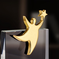Logo personnalisé gravé trophée de cristal trophée de verre et récompenses pour la NBA Souvenirs Design de mode moderne trophée de la coupe de cristal
