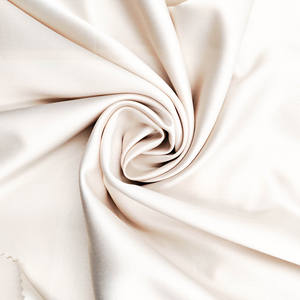 BURLAS Negro 100% Tela de algodón 58 "Ancho Peso medio 120 GSM Tejido liso Ecológico Impreso Moda Oficina Promocional - Product Image 4