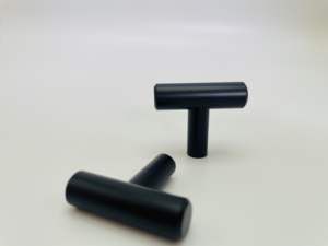 Kenop T-Bar Baja Hitam Matte untuk Furnitur Tahan Lama Ramah Lingkungan Dapat Disesuaikan Dapur Villa Ruang Tamu Ruang Makan Dekorasi Modern - Product Image 2