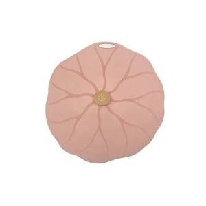 <b>Microwave</b> Freezer Dishwasher Safe Lilypad Silicone Lid for Food Storage and Cooking - Product Image 5