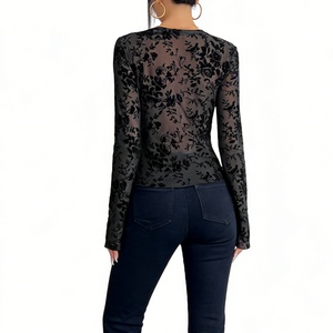 Body en velours floral à col en V pour femme - Haut transparent à manches en dentelle tendance - Product Image 3