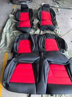 Housses de Siège Auto en Cuir Haut de Gamme Personnalisables avec Broderie Complète pour Ford/Audi/Toyota, Incluant les Modèles A5 et Mustang