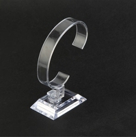 Vente en gros présentoir de montre moderne en acrylique support de support en C transparent pour accessoires de bracelet et exposition de support de stockage