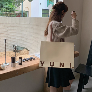 Sacs en papier de luxe personnalisés avec votre logo Sac cadeau promotionnel en tissu en papier avec poignée - Product Image 5