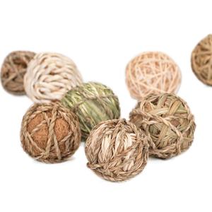 Woven Grass <strong>Ball</strong> <strong>Toy</strong> for Guinea Pigs Chew <strong>Balls</strong> for Small Pets for Rabbits <strong>Hamsters</strong> Chinchillas
