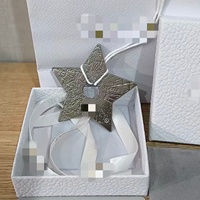 Pendentif Pentagramme Métallique Multi-Styles - Bicolore Or et Argent, Accessoire Cadeau, Peut Être Associé à un Coffret Cadeau - Vente en Gros