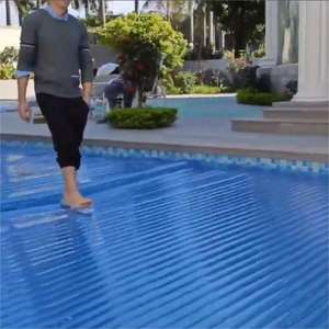 غطاء مسبح بشفرات بولي كربونيت شفافة زرقاء مع بكرة، لحماية الأطفال - Product Image 1