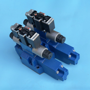 R901051826 4WRZE16W8-100-7X6EG24N9K31F1D3M ตัวควบคุมทิศทางแบบสัดส่วน - Product Image 3