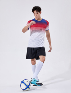 Maglia da Calcio per Adulti Modello 100% Poliestere Traspirante ad Asciugatura Rapida Personalizzabile con Nomi e Numeri della Squadra Tessuto Traspirante Maniche Corte - Product Image 3