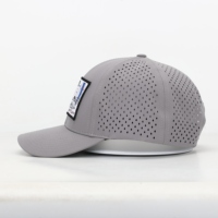 Chapeau de baseball sportif en polyester découpé au laser à 6 panneaux Patch tissé à bord incurvé à la mode américaine formelle pour l'extérieur