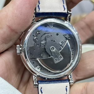Reloj de pulsera para hombre de alta precisión, edición limitada, personalizado, con caja plateada esqueletizada, esfera azul, movimiento automático mecánico, estilo Heritage Elite - Product Image 4
