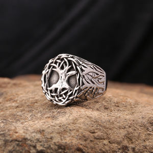 <span class=keywords><strong>Anello</strong></span> da uomo in acciaio inossidabile all'ingrosso di gioielli vichinghi <span class=keywords><strong>anello</strong></span> vichingo Yggdrasil <span class=keywords><strong>albero</strong></span> <span class=keywords><strong>della</strong></span> <span class=keywords><strong>vita</strong></span> <span class=keywords><strong>anello</strong></span> vichingo - Product Image 2