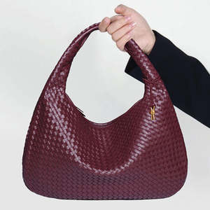 Sac à main en cuir PU tressé à la main pour femme, grande sacoche tissée, tendance 2026, best-seller - Product Image 1